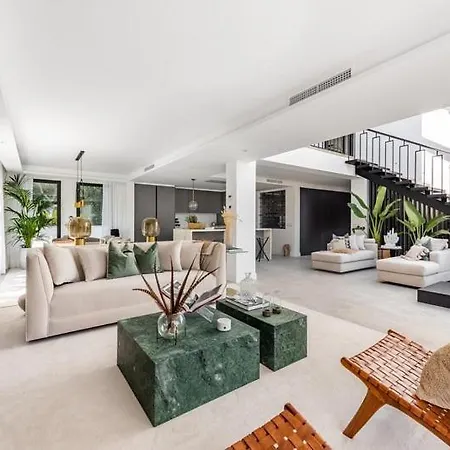 Generalife Contemporanea Apartment Marbella